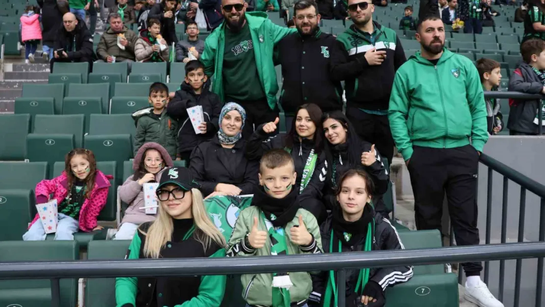 Kocaelispor'da ailelere ve öğrencilere kombinelerde büyük indirim