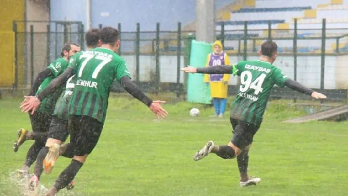 Kocaelispor ezdi geçti: 3-0