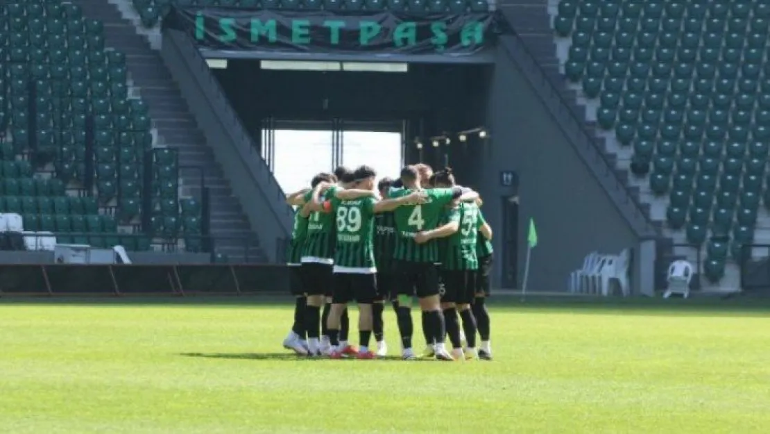 Kocaelispor ezdi geçti: 3-0