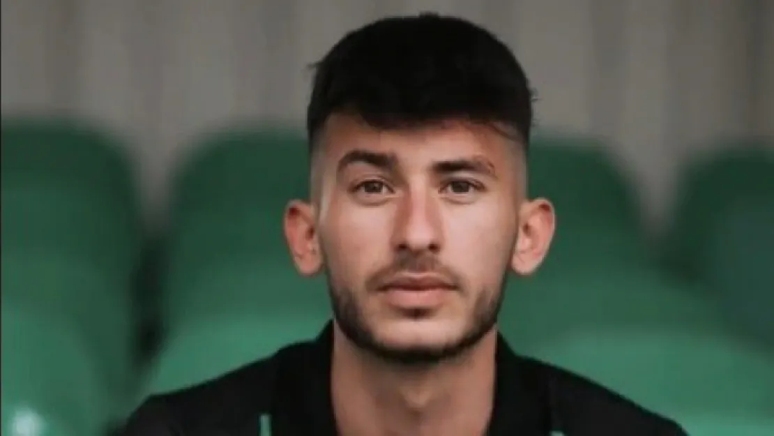 Kocaelispor, genç oyuncuyla 4.5 yıllık sözleşme imzaladı