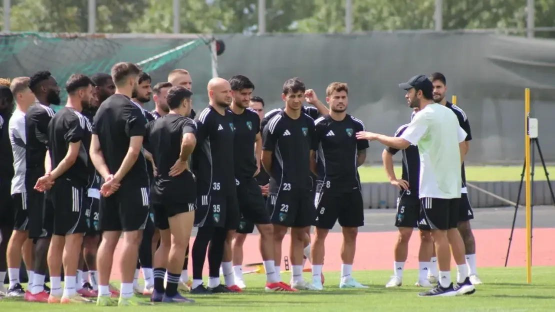Kocaelispor ile Samsunspor 22 yıl sonra karşı karşıya geliyor