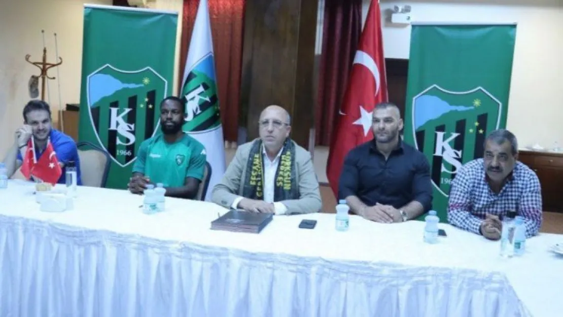 Kocaelispor, Mandjeck ile sözleşme imzaladı