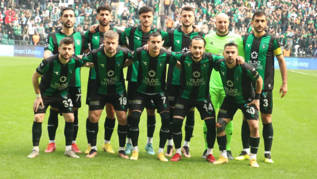 Kocaelispor - Pazarspor maçının saati netleşti