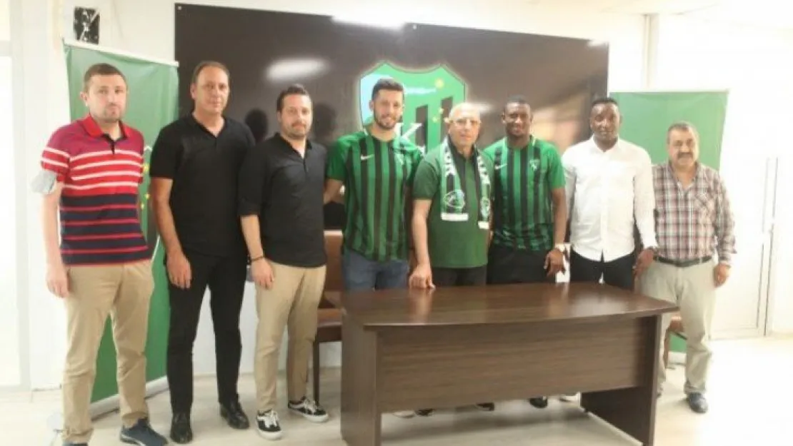 Kocaelispor, Yayıkcı ve Cisse ile sözleşme imzaladı