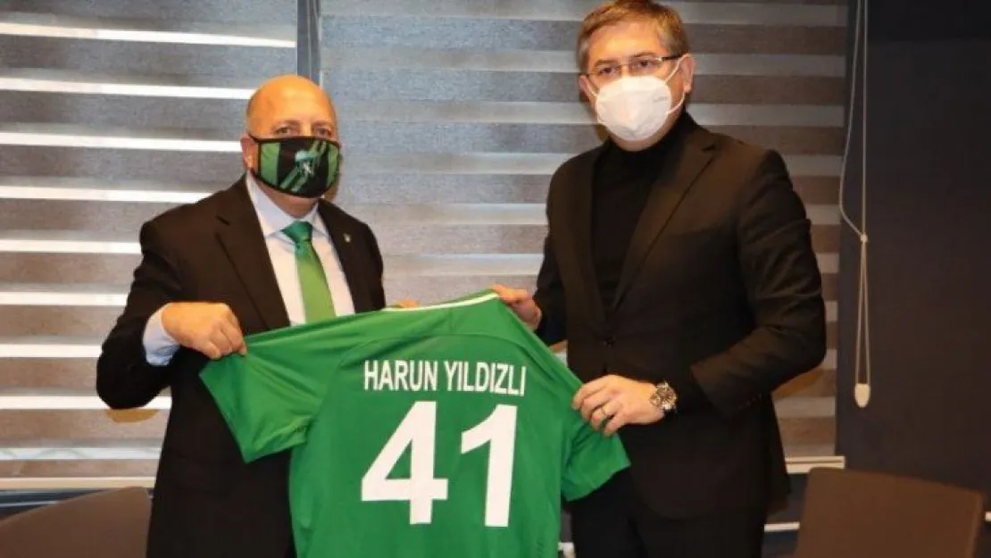 Kocaelispor yönetimi CHP'ye gitti!