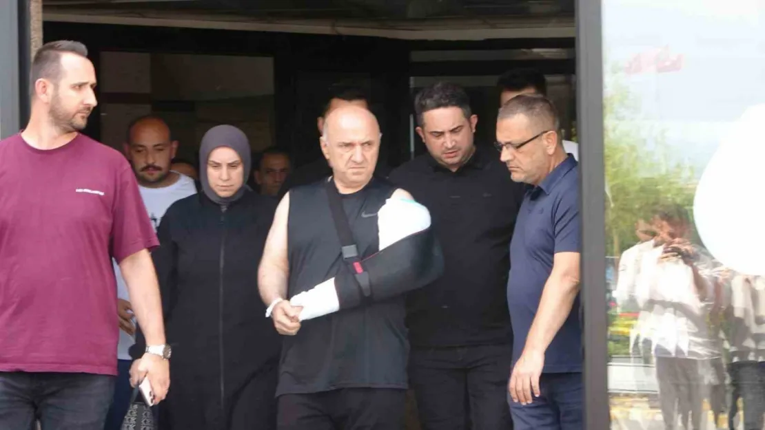 Kolundan vurulan Başkan Bıyık taburcu edildi: Parmaklarımda his kayıpları var