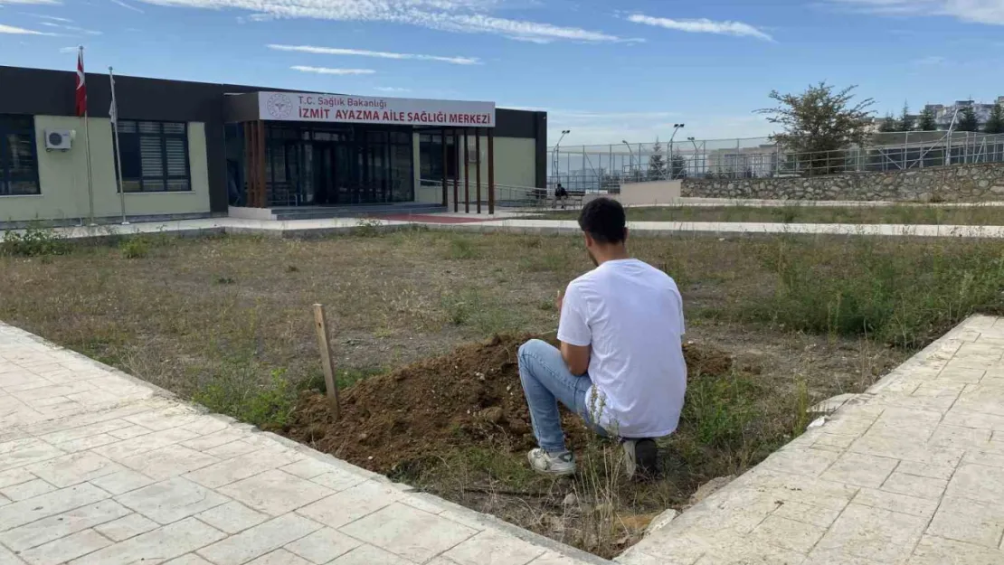 İzmit'te komedi filmi gibi olay: Peyzaj beklerken mezar görüntüsüyle karşılaştılar