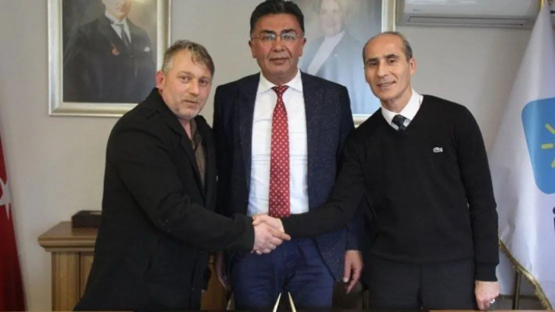 Kongre öncesi çekilme kararı aldı