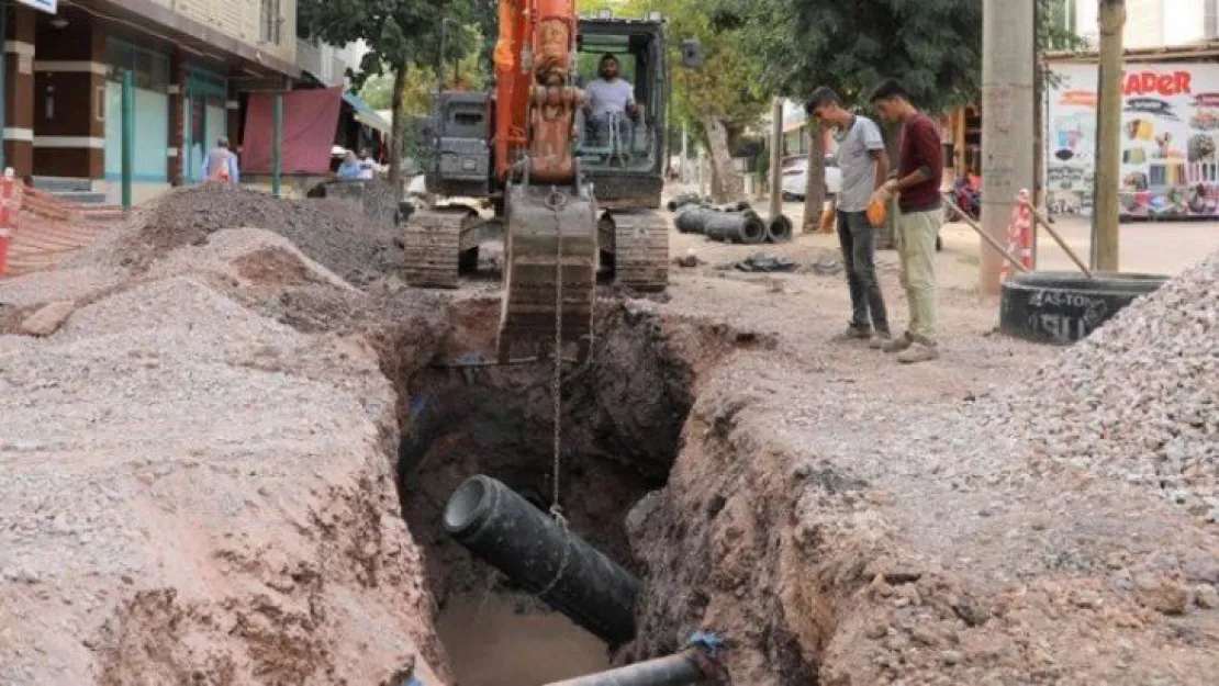 Körfez'de altyapı çalışmaları devam ediyor