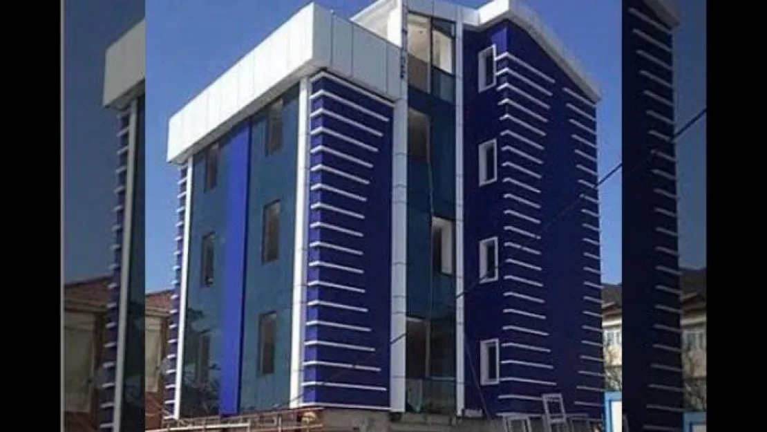 Körfez'de federasyon binası göz kamaştırıyor
