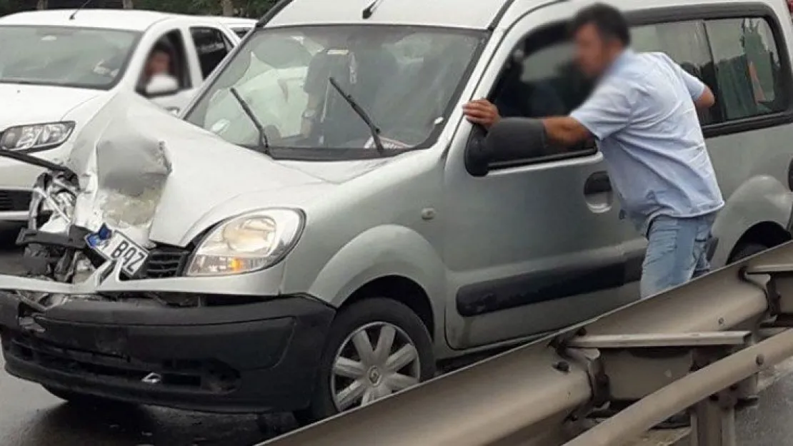 Körfez'de kaza: 3 yaralı