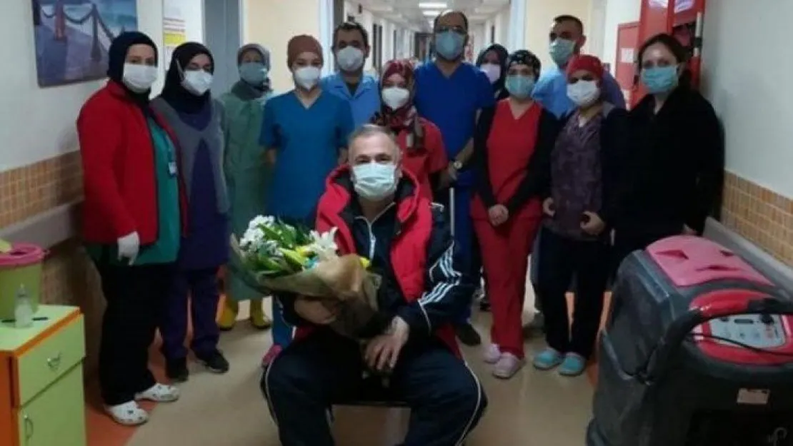 Korona virüsü yenen doktor