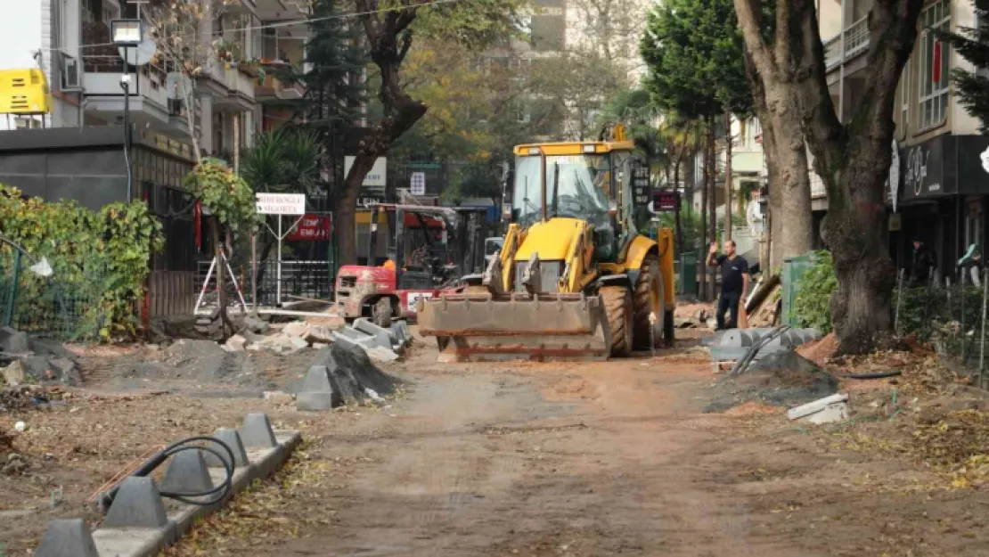 Köseoğlu Sokak yenileniyor