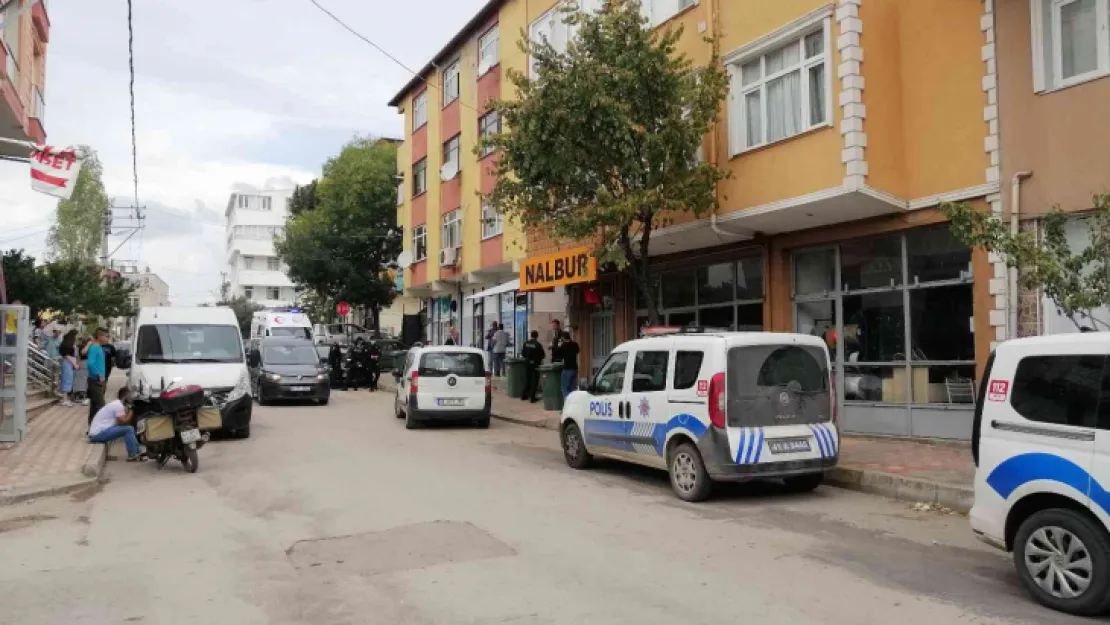 Kötü kokunun altından ölüm çıktı