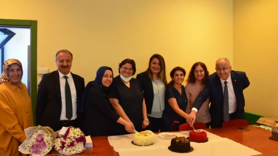 KOÜ Hastanesi Hemşireler Günü'nü kutladı