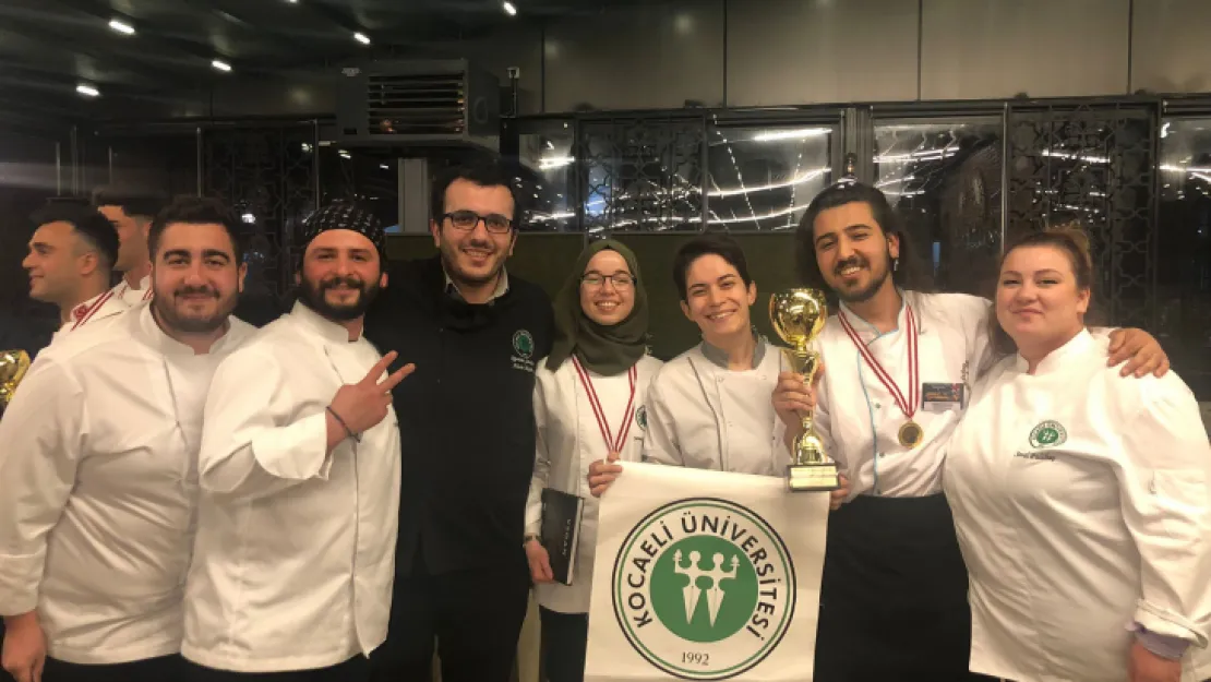 KOÜ'lü öğrenciler Sivas'taki yemek yarışmasında 1'inci oldu