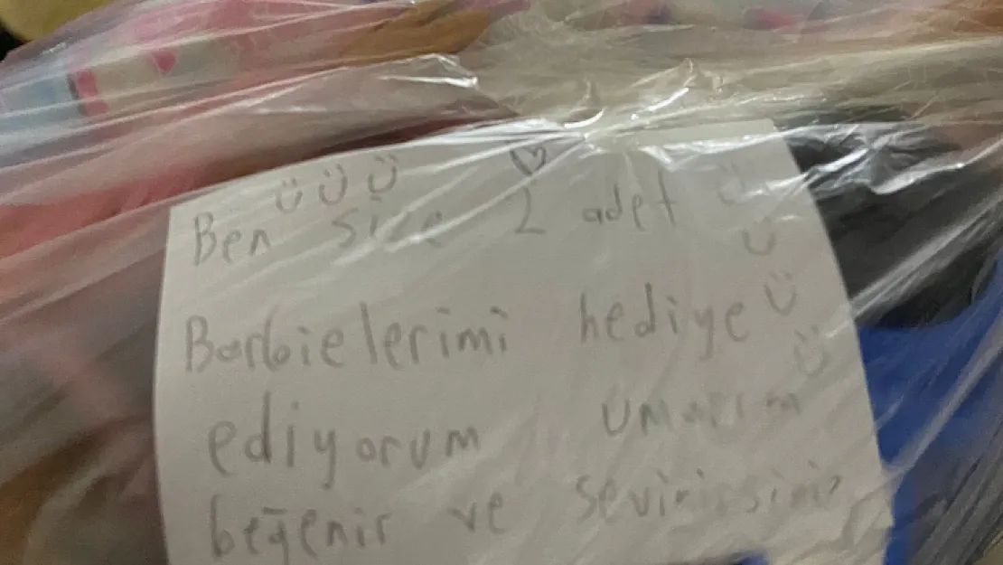 Küçük kızın notu yürekleri ısıttı
