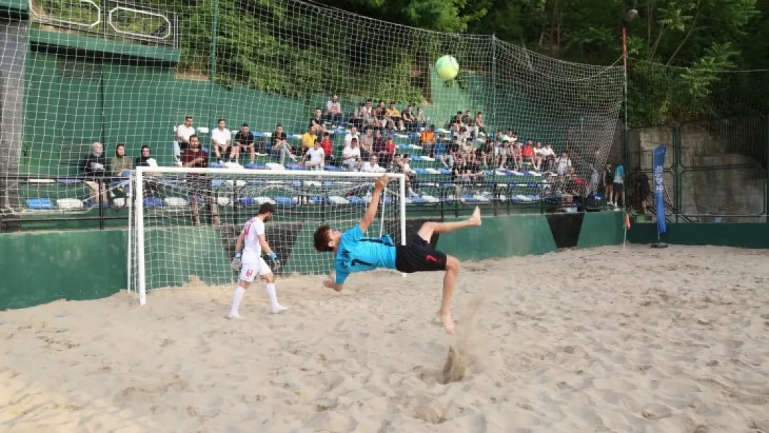 Kum futbol heyecanı başladı