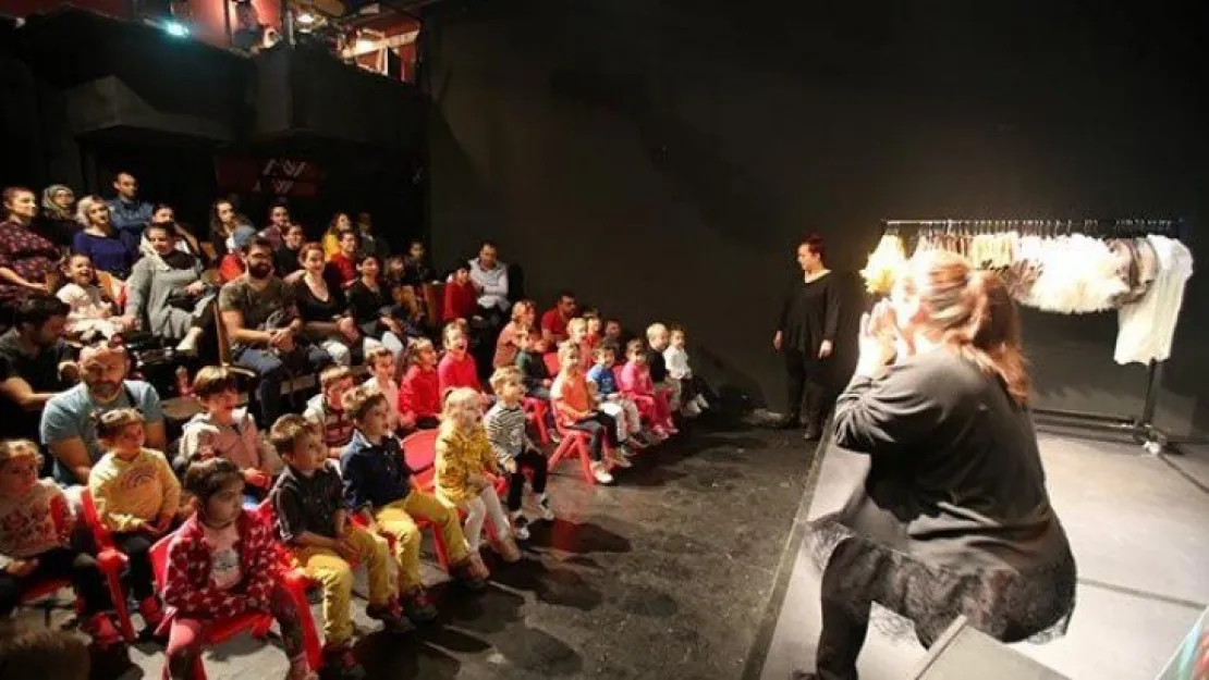 'Masal Odası' çocuklarla buluştu