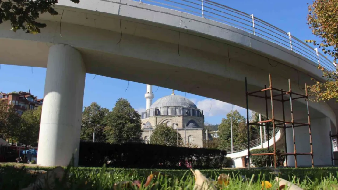 Mimar Sinan'ın şaheserine gölge düşürdüler!