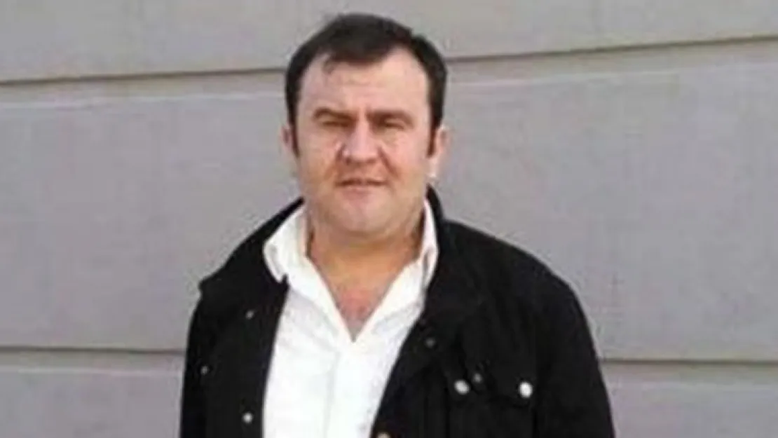 Münir Gürocak kalbine yenik düştü!