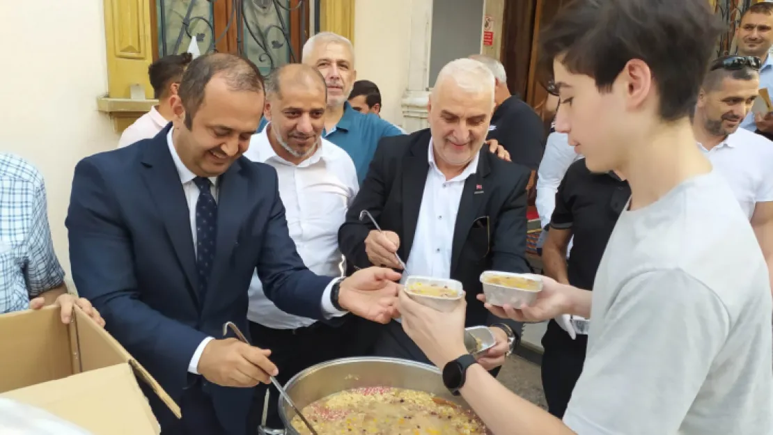 MÜSİAD Kocaeli'den aşure programı