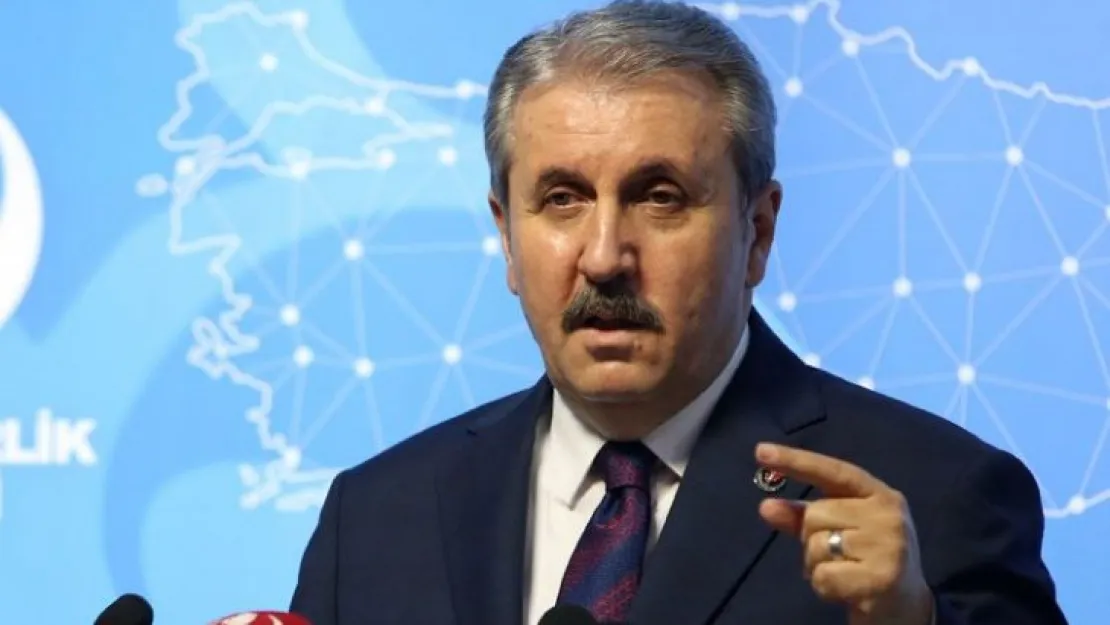 Mustafa Destici iftara geliyor!
