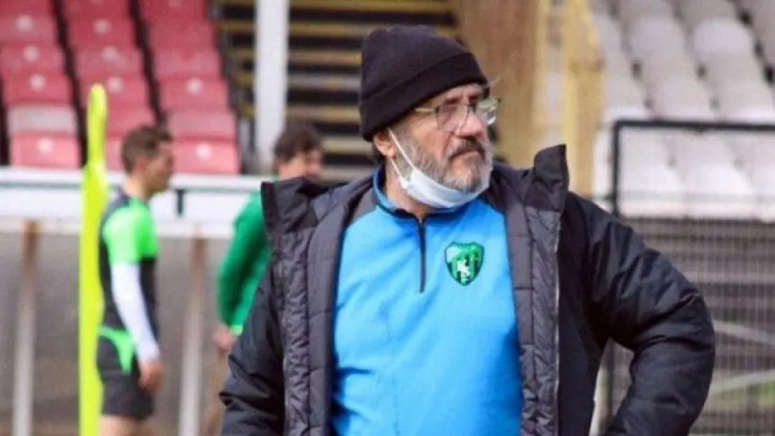 Mustafa Reşit Akçay istifa etti