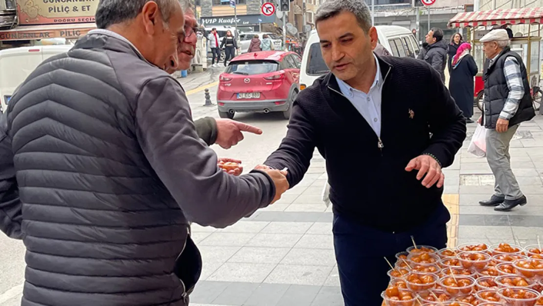 Nadir Kısa'dan lokmalı protesto!