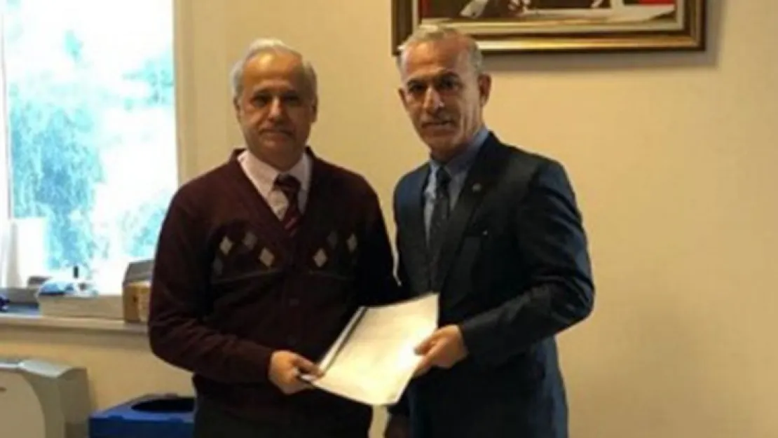 Necmi Kocaman mazbatasını aldı