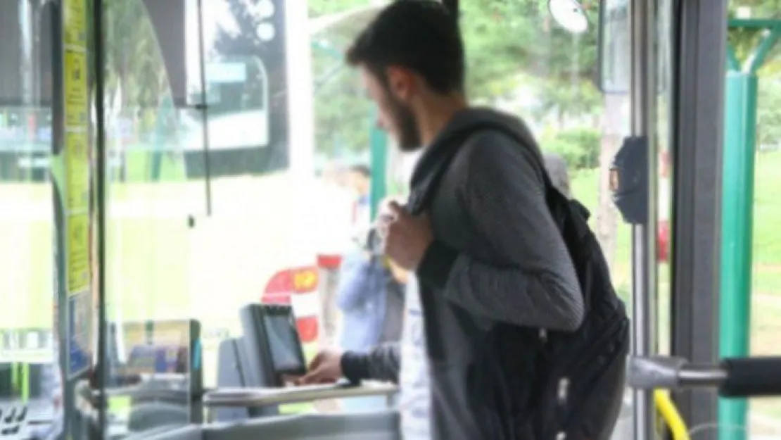 Öğrencilere ücretsiz ulaşım reddedildi