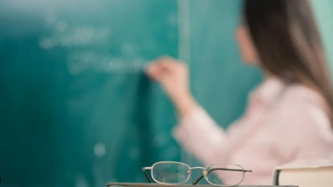 Öğretmenlere zorunlu hizmet affı müjdesi