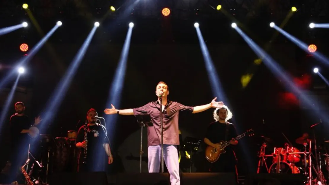 Oğuzhan Koç'tan unutulmaz bir gece