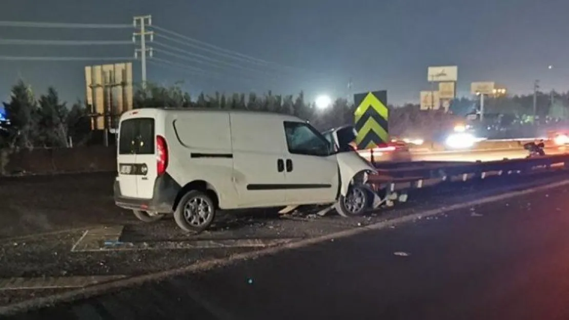 Ok gibi bariyerlere saplandı!