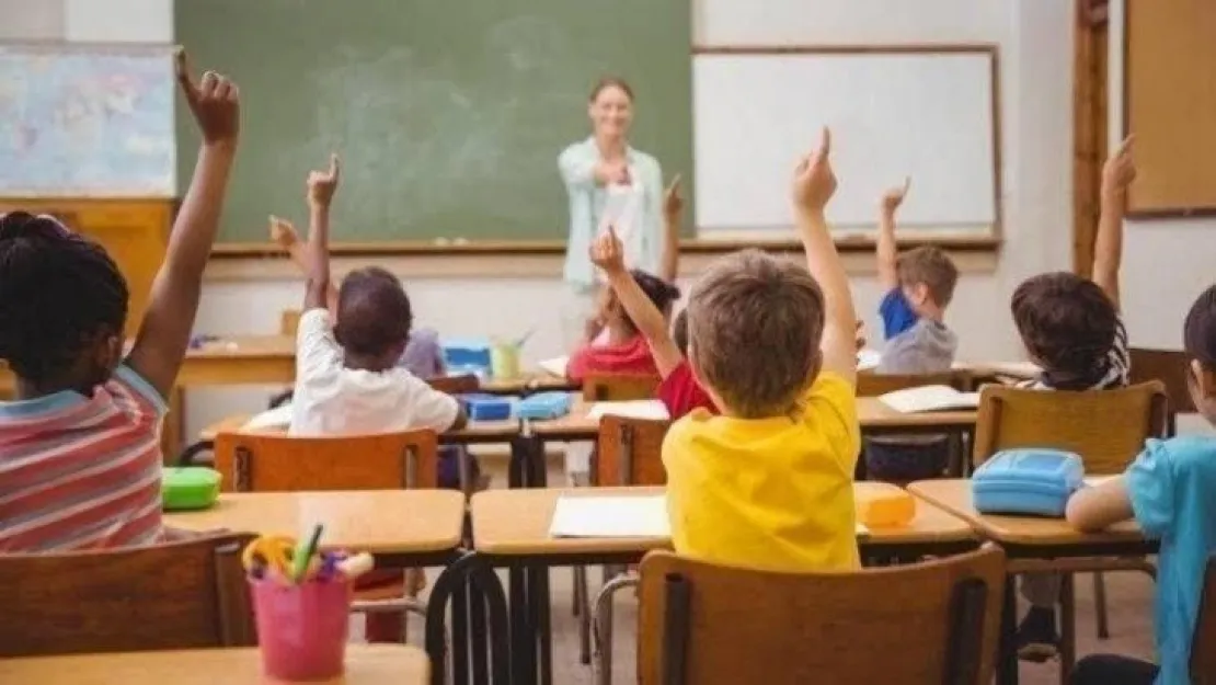 Okullarda yüz yüze eğitim ertelendi