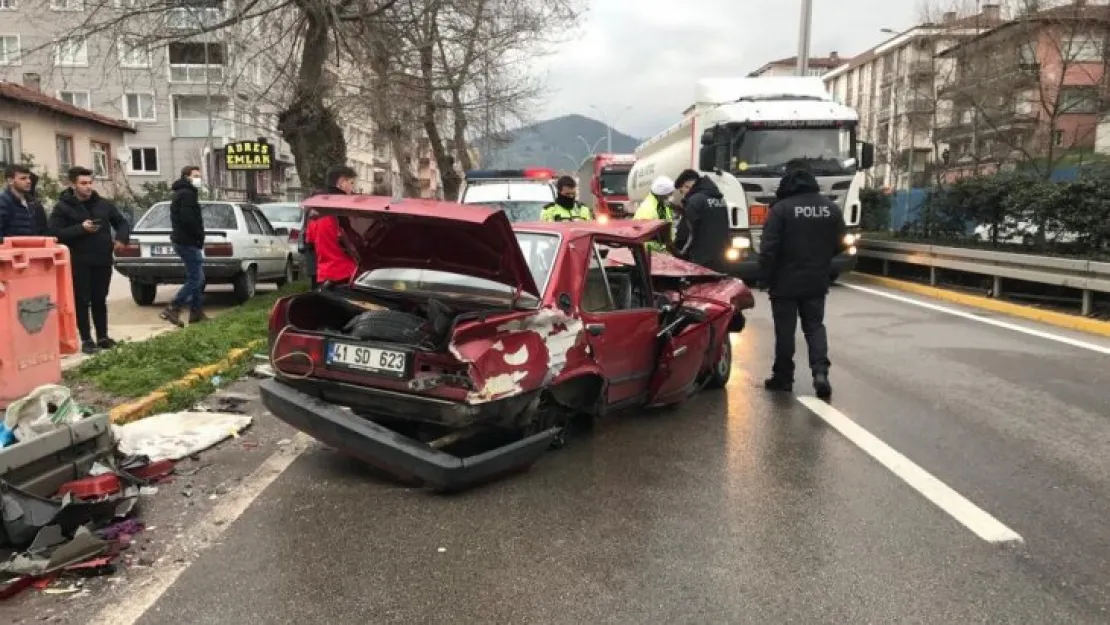 Önce tankere sonra kamyona çarptı: 2 yaralı