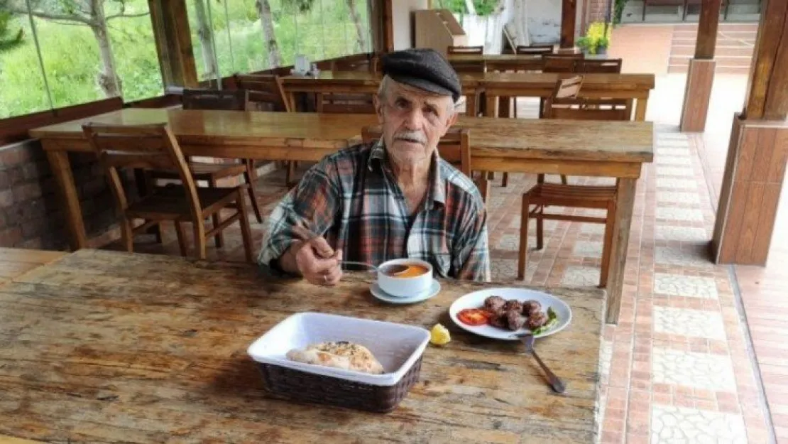 Ormanda kaybolan yaşlı adam 20 saat sonra bulundu!