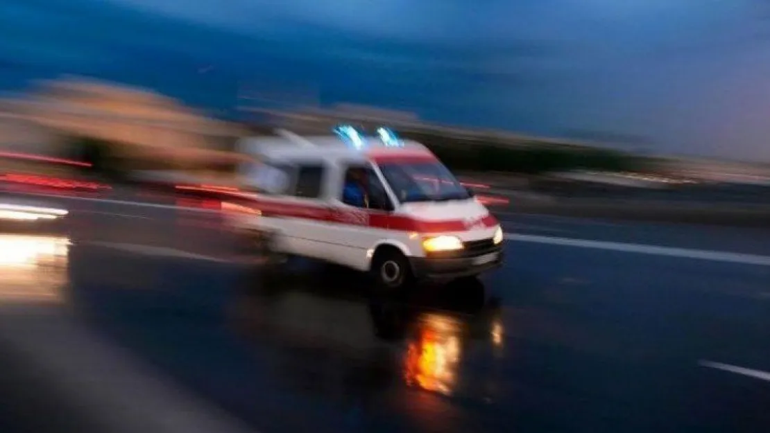 Otomobilin çarptığı çocuk hayatını kaybetti