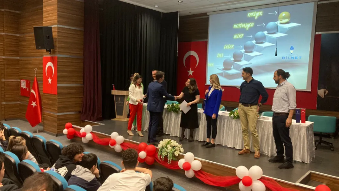 Özel Kocaeli BİLNET Fen ve Anadolu Lisesi geleneksel kariyer günleri