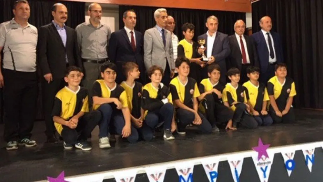 Özel Körfezim sporda başarıya doymuyor