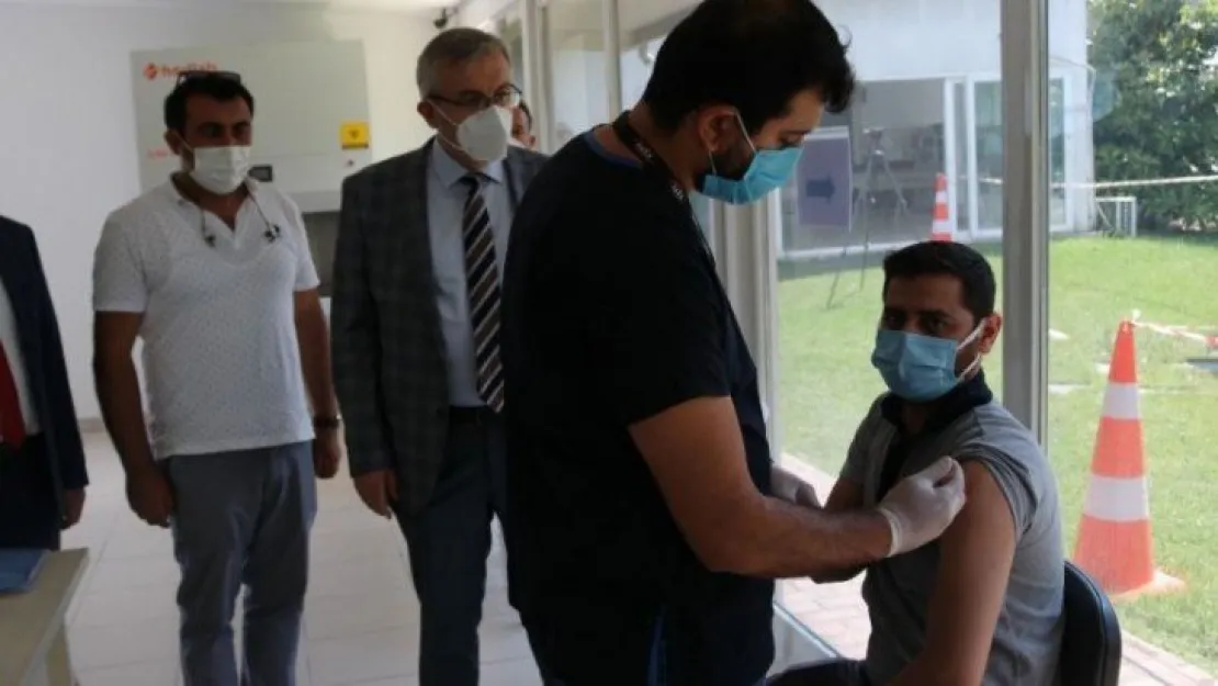 Pehlevan: 'İşçilerimizi 1 hafta içerisinde aşılamayı amaçlıyoruz'