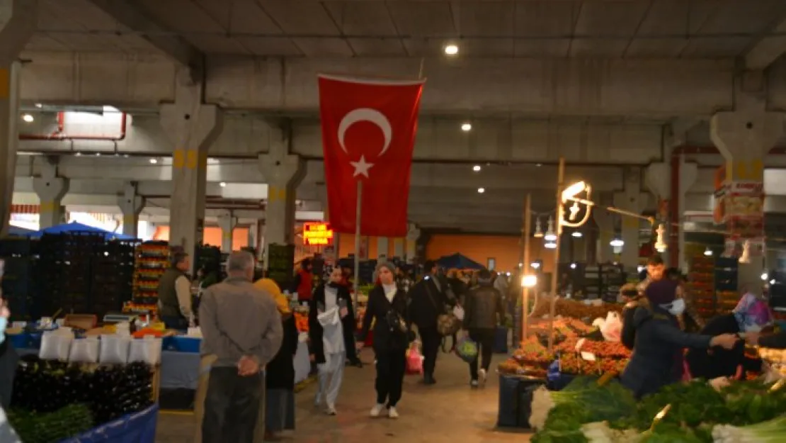 Perşembe Pazarı yüzleri güldürmüyor