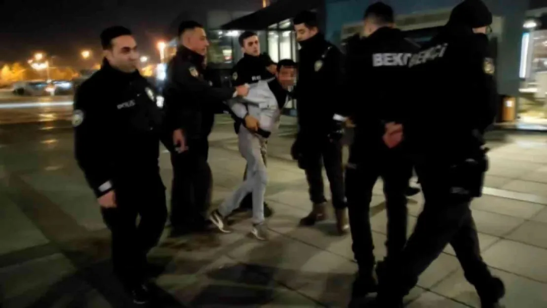 Kent Meydanı'nda gergin anlar