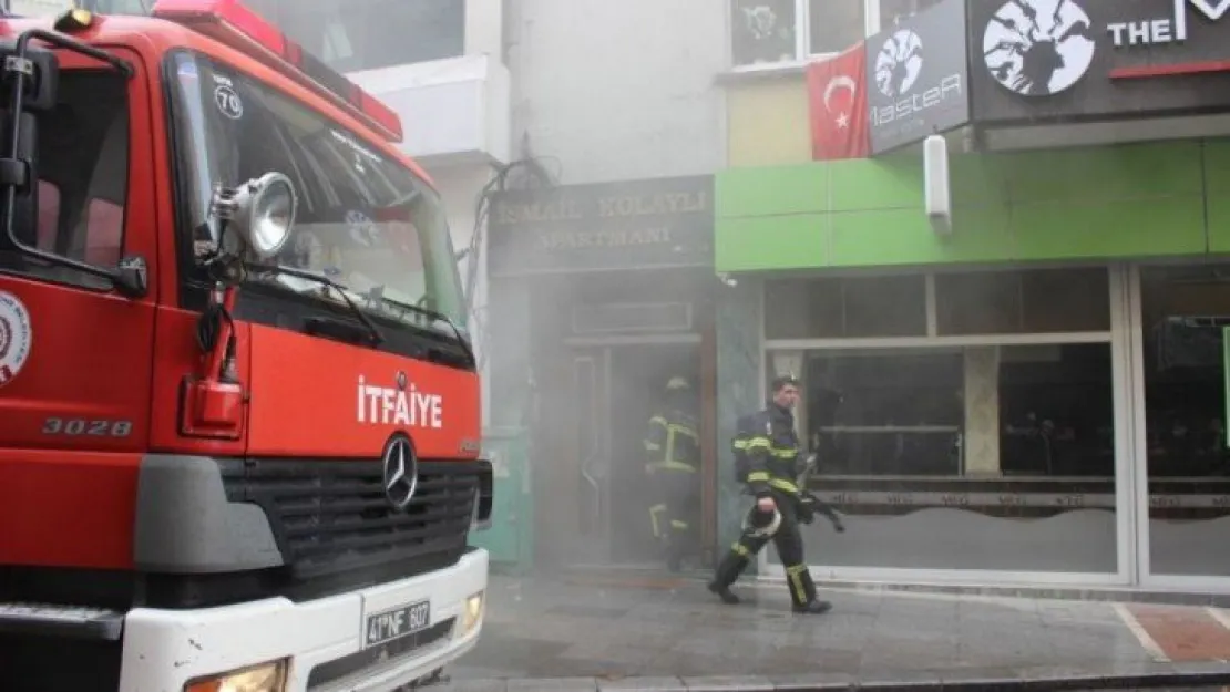Restoran deposunda çıkan yangın korkuttu 