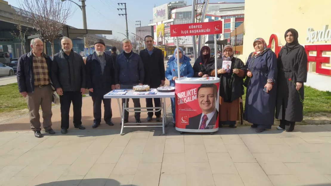 Saadet Partisi'nden anlamlı kutlama