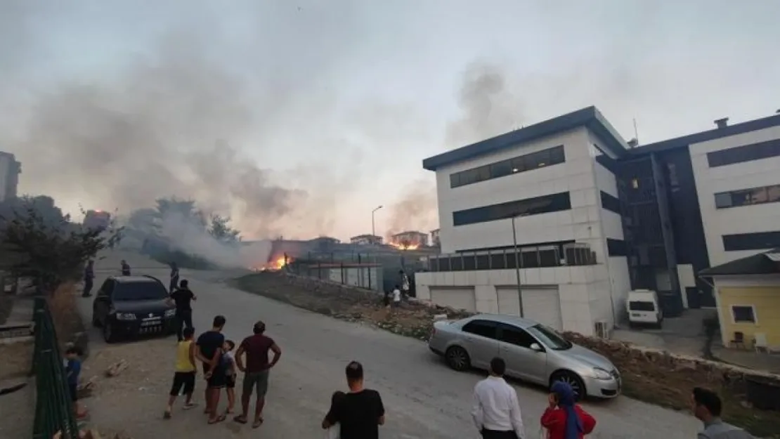 Sakarya'da mahalleli sokağa döküldü