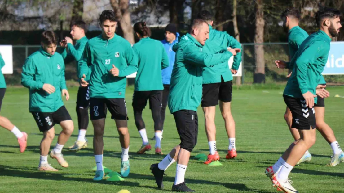 Sakaryaspor,'da Kocaelispor hazırlıkları devam ediyor