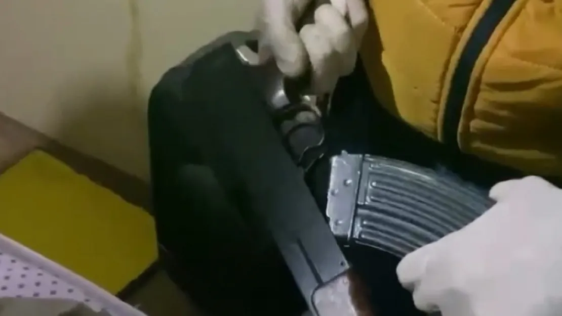 Savaşa hazırlanır gibi mühimmat saklamışlar!