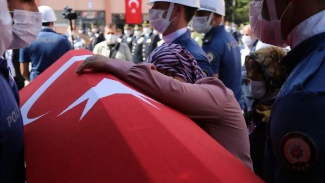 Şehidin eşinden en acı veda 'Seni seviyorum Fatih'