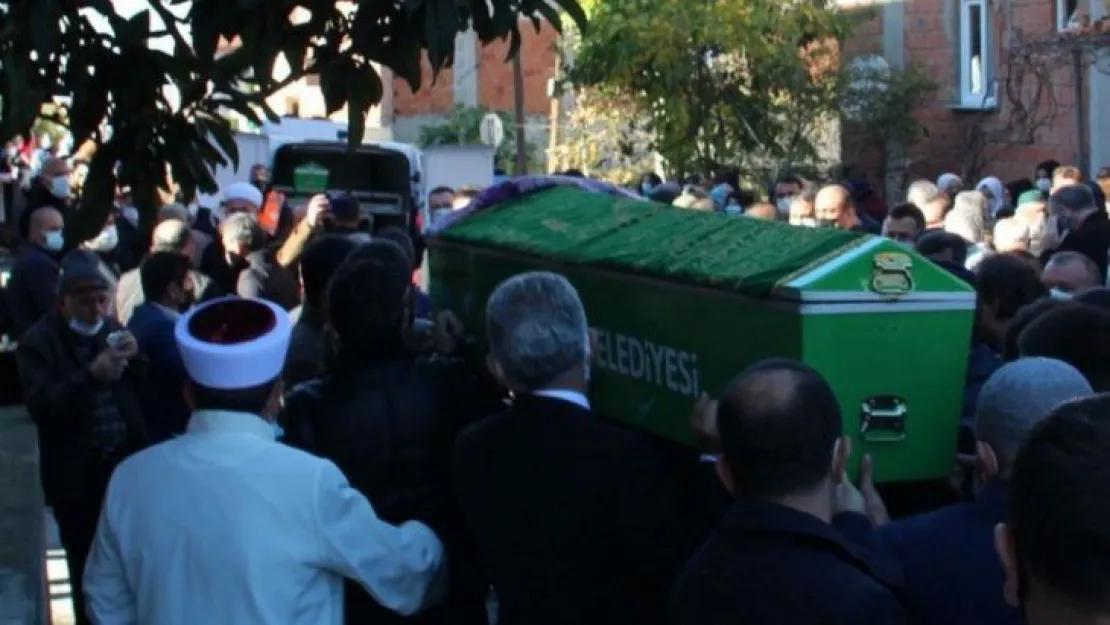 Servis kazasında hayatını kaybeden genç kız son yolculuğuna uğurlandı